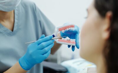 Understanding the Cost Difference Between Dentures and Implants